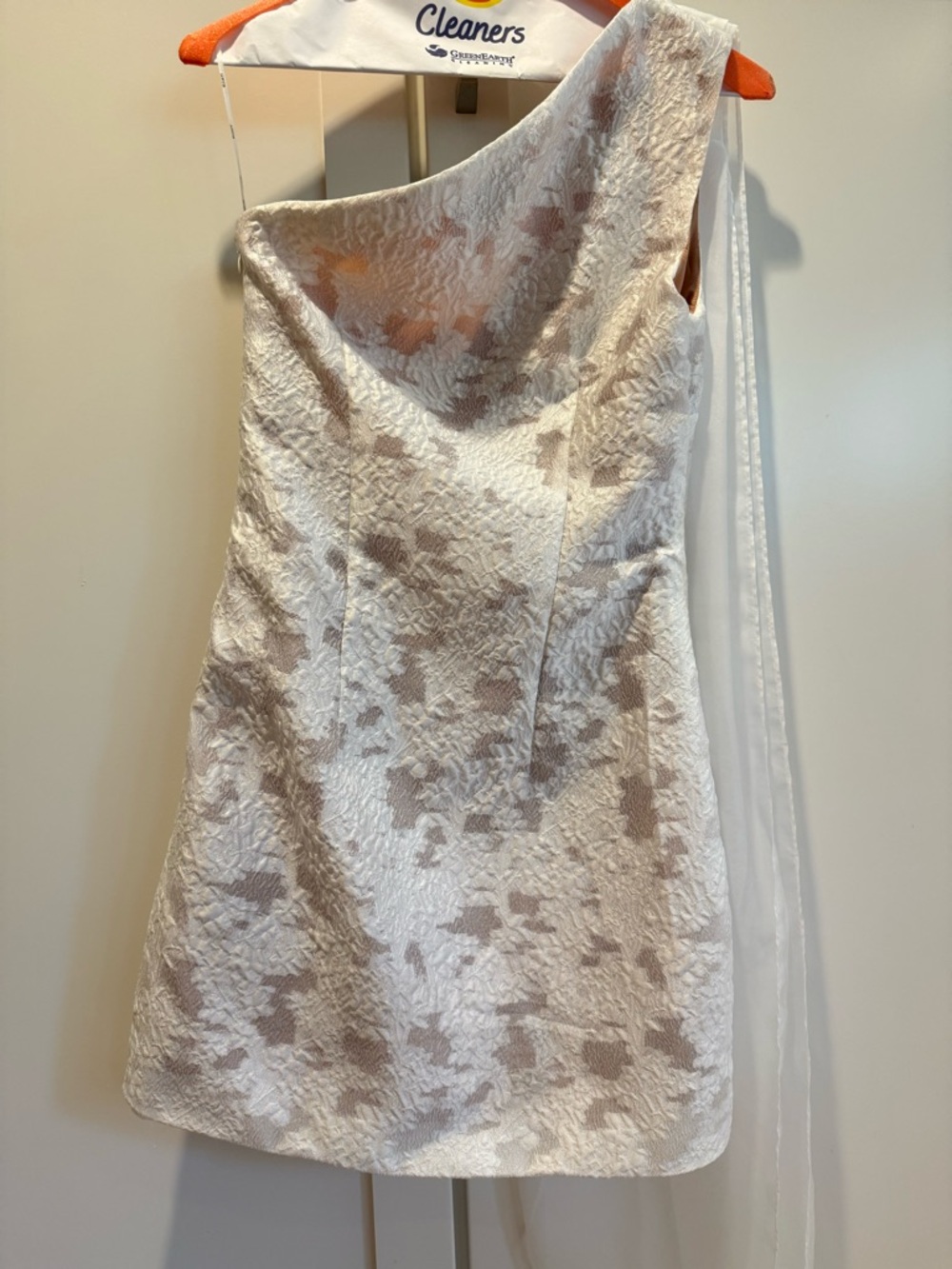 Elliatt White One-Shoulder Bridal Dress - Picture 6 of 9